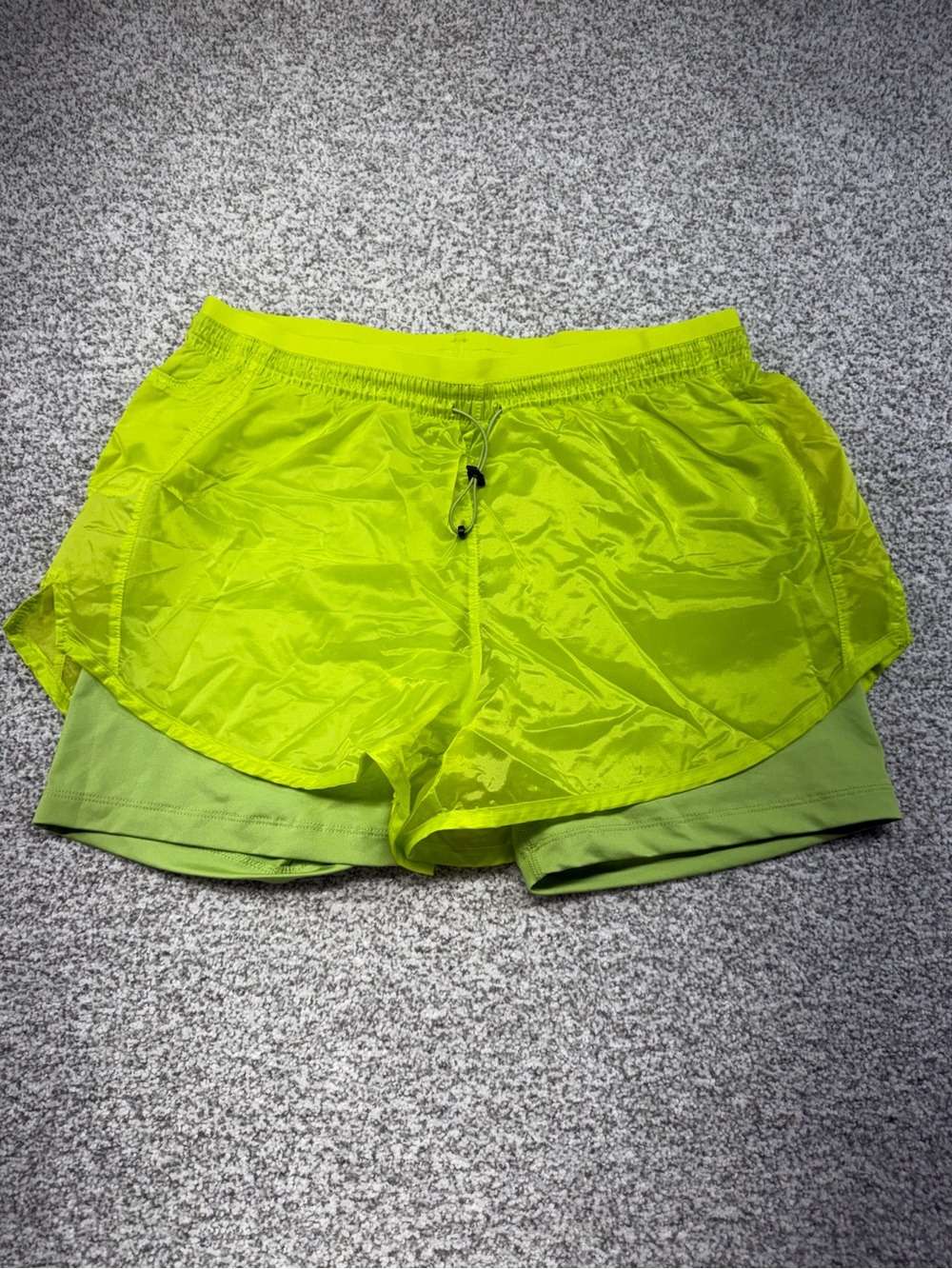 Womens Nike Icon Clash Tempo Luxe Neon Green Yellow Athletic Running Shorts Sz M